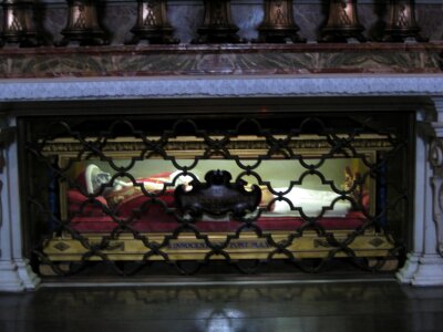 Pope Innocent XI tomb
