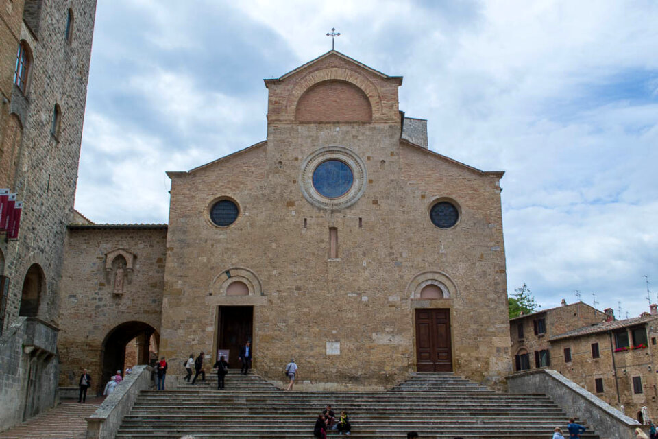 Collegiate Church facade