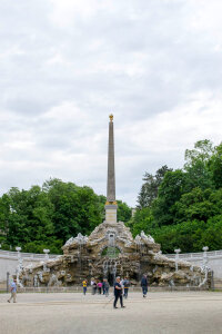 Obelisk Fountain photo