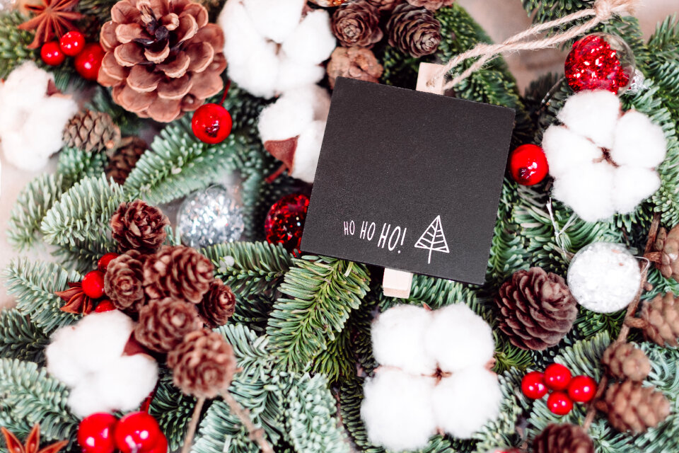 Christmas spruce decoration with a blackboard clamp 5