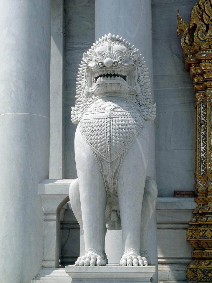 Thailand lion sculpture