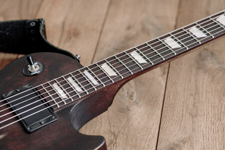 Gibson electric guitar 4 photo