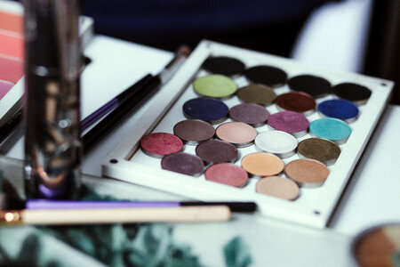 Eyeshadow palette photo