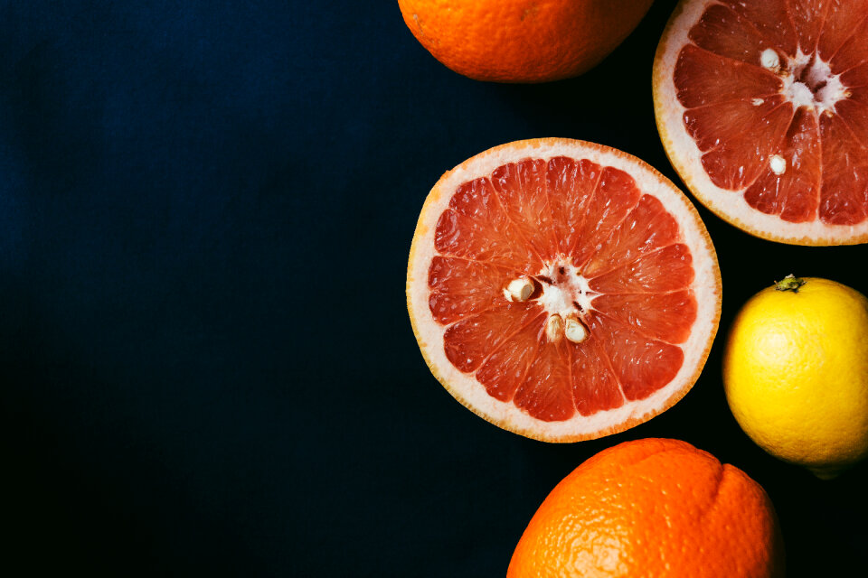 Grapefruits cut in half 2