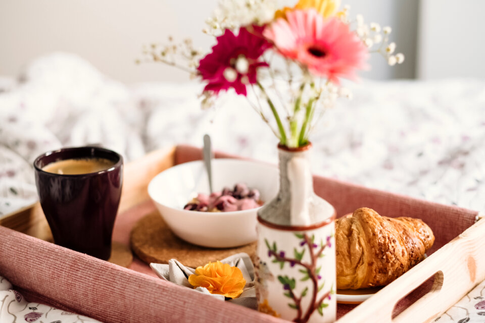 Breakfast in bed 9