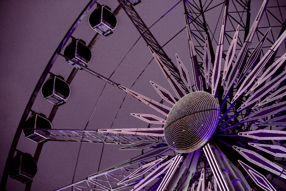 Ferris wheel fragment photo