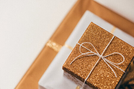 Gold Christmas gifts pile 2
