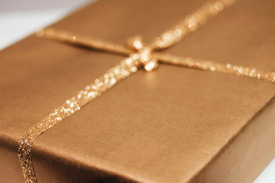 Gold Christmas gift 2