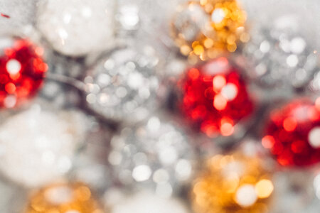 Mini baubles blurred 2