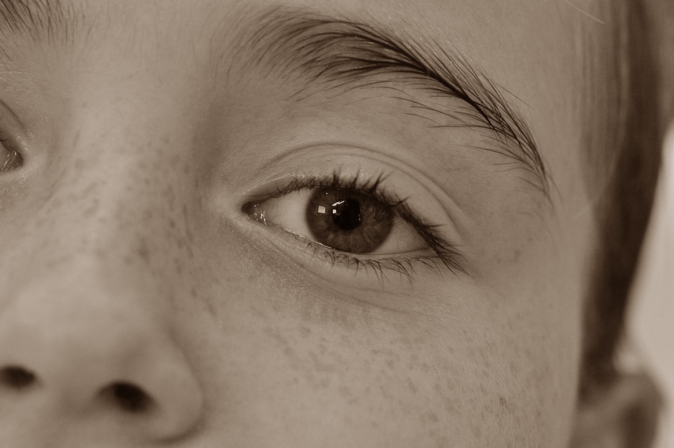Eye freckles girl