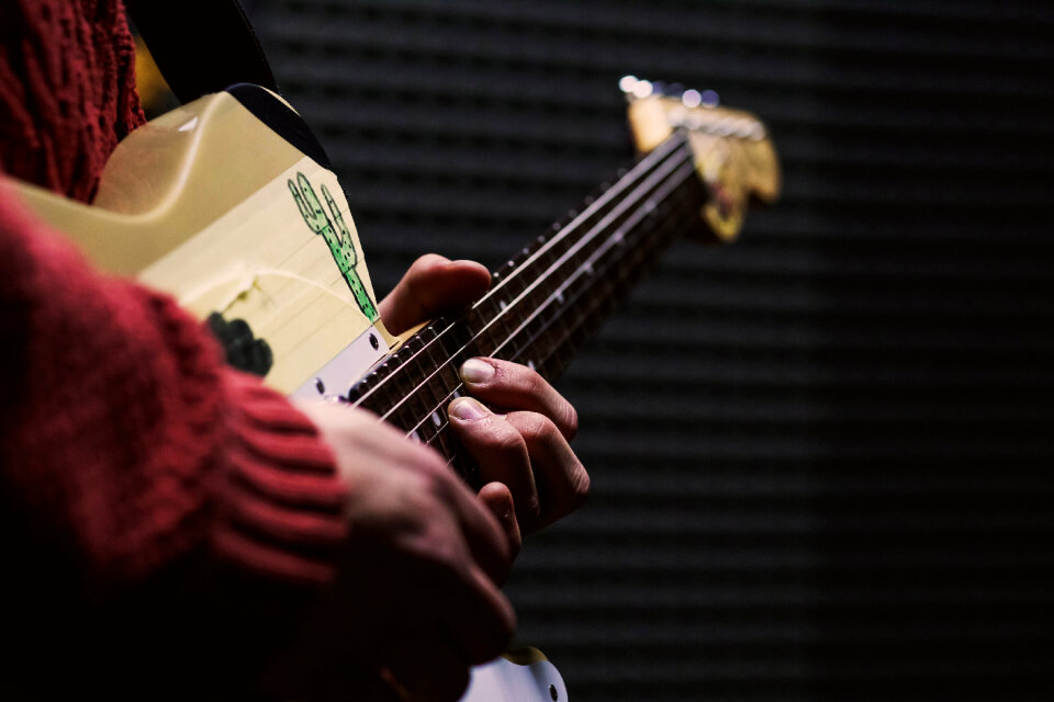 Telecaster player 3