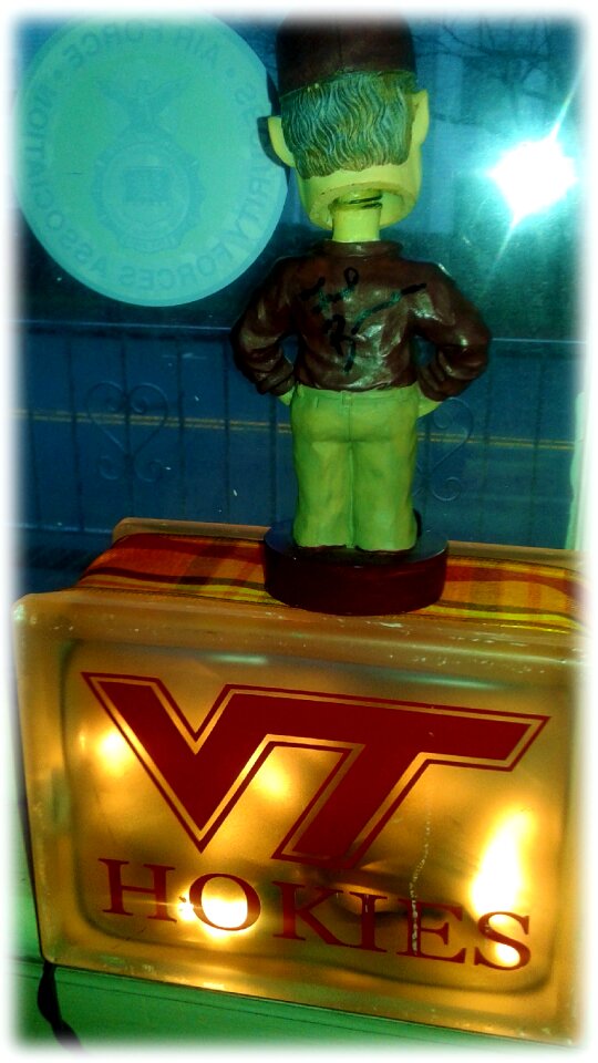 Free stock photo of autograph, bobble head, coach