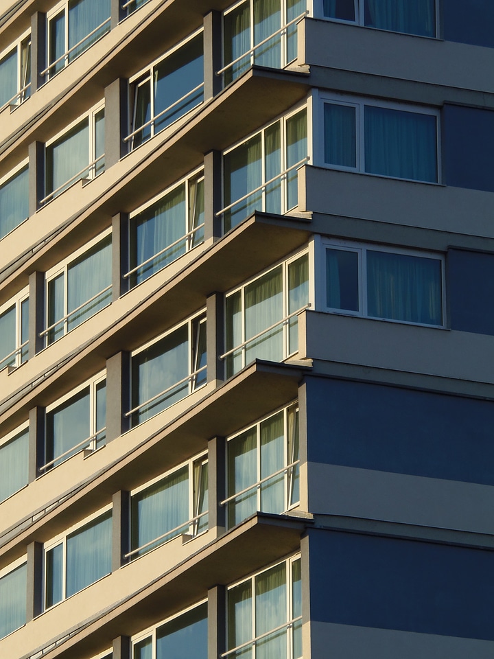 Building tall building facade
