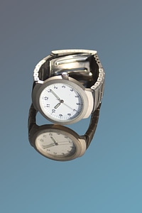 Wrist watch time indicating watches