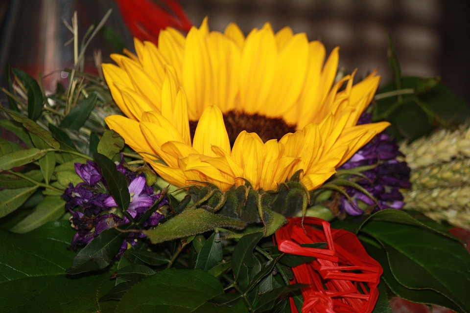 Sunflower arrangement autumn bouquet