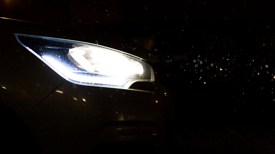 Free stock photo of car, flakes, lamp