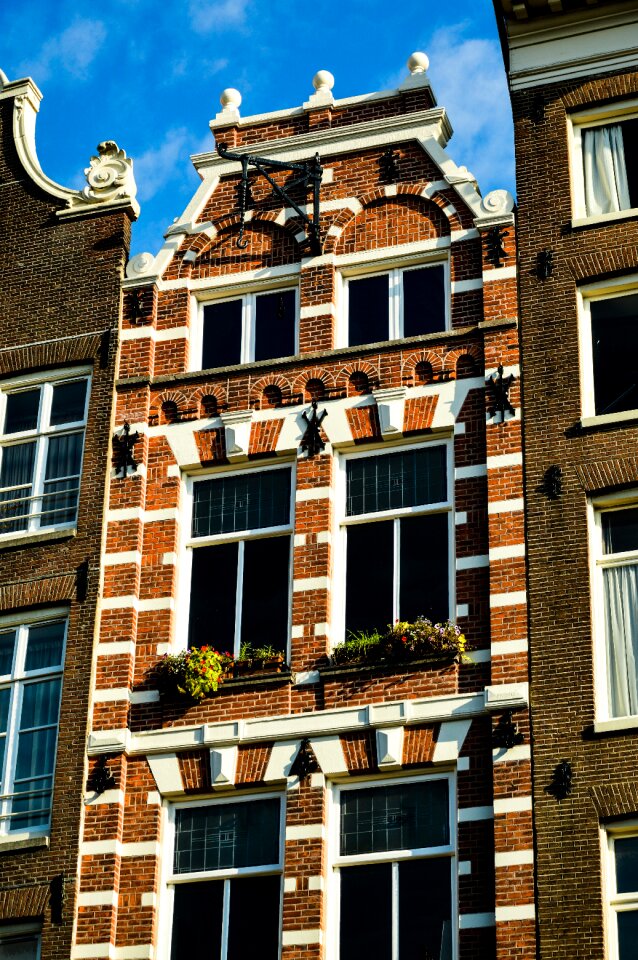 Free stock photo of apartments, architecture, balcony photo