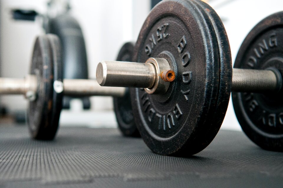 Free stock photo of bodybuilding, dumbbells, iron