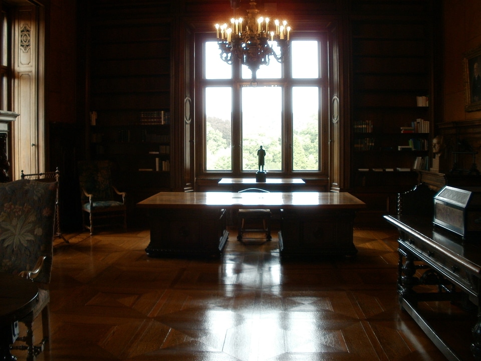 Home interior decor