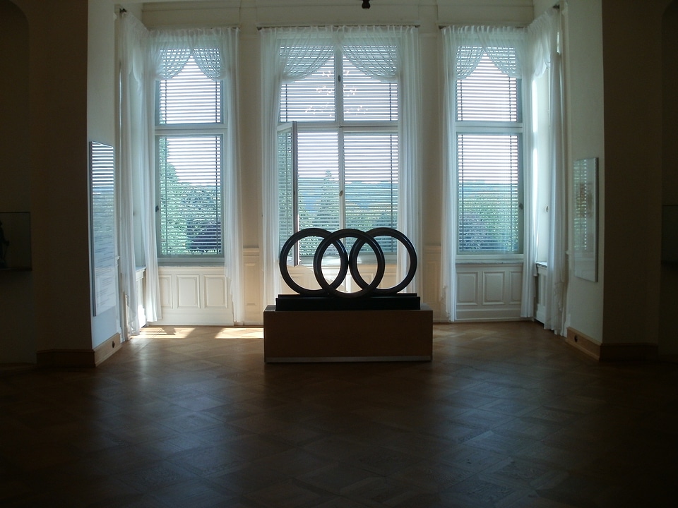 House interior architecture