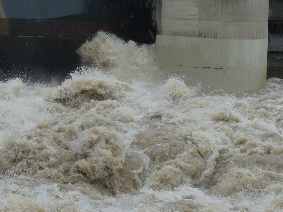 Dam barrage power plant