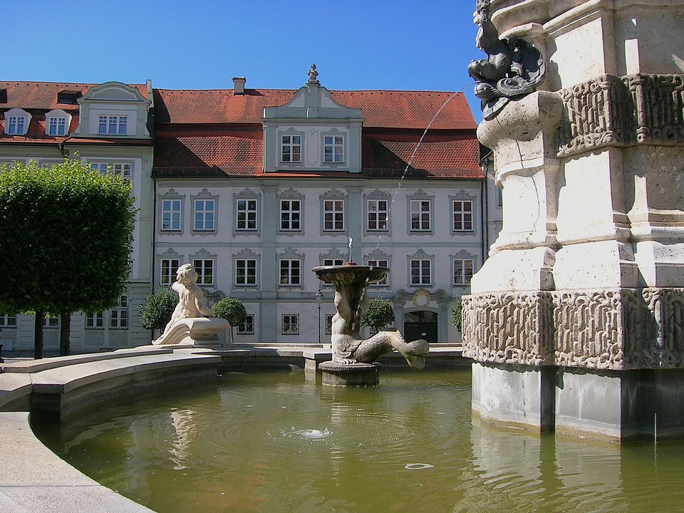 Water architecture town