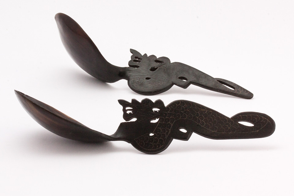 Salad servers asia dragon