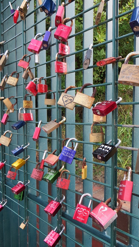 Fence padlock love castle