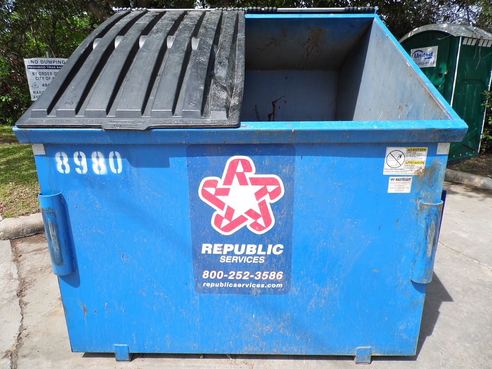 Trashcan container waste photo