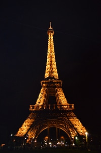 Paris night architecture