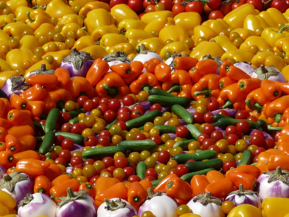Tomatoes red market