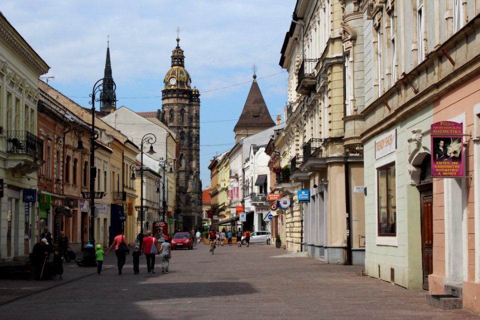 Town Street City Neighbourhood