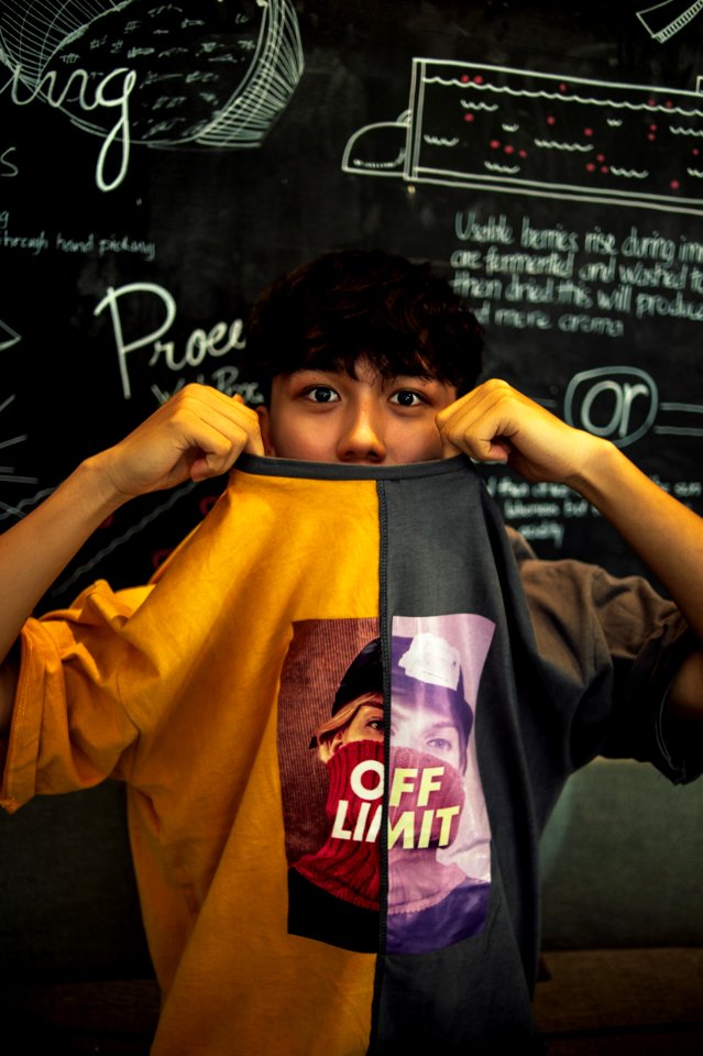 Mens Yellow And Gray Crew-neck Shirt