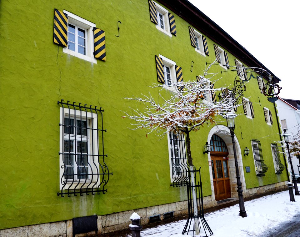 Yellow Wall House Neighbourhood