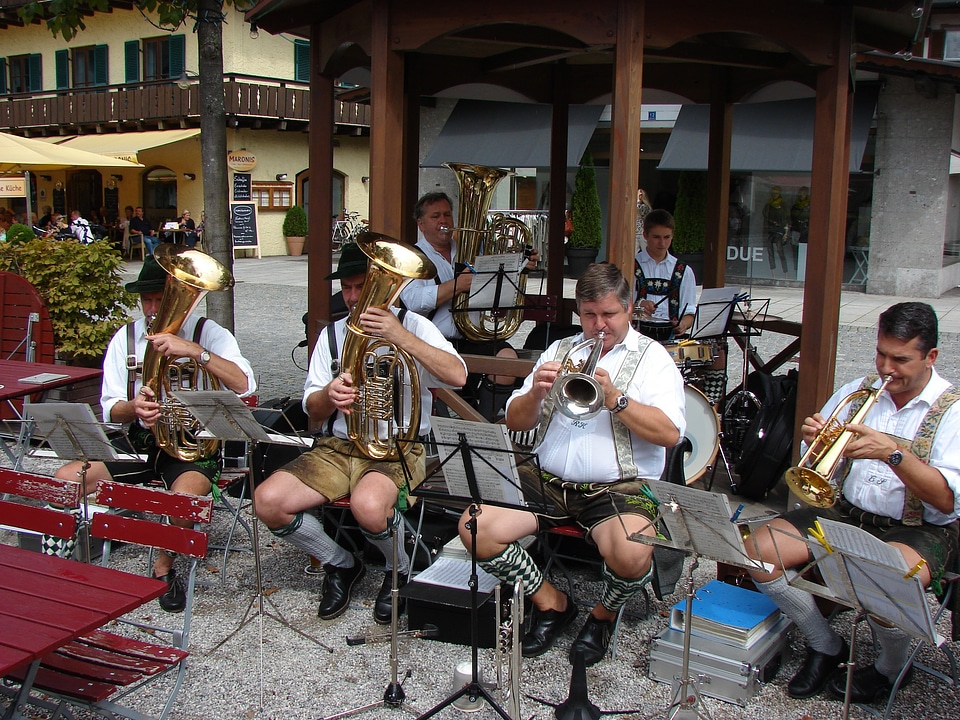 Tuba costume blowers