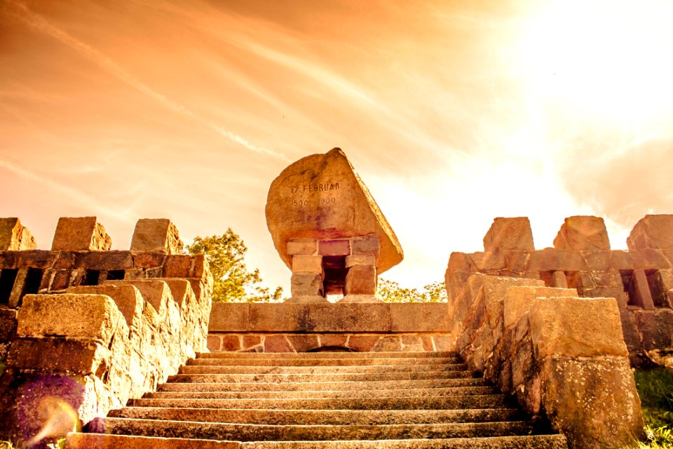 Historic Site Landmark Sky Archaeological Site photo