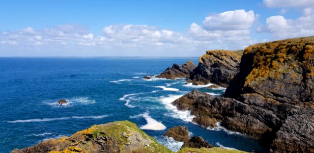 Coast Coastal And Oceanic Landforms Headland Cliff photo