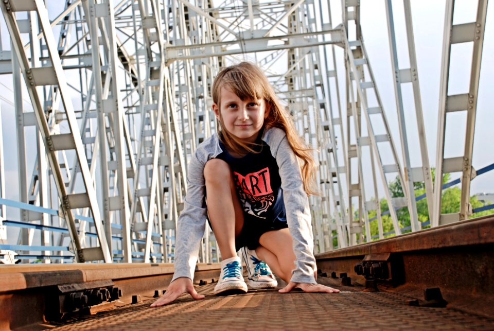 Girl Structure Photography Sitting