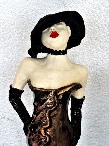 Figurine Sculpture