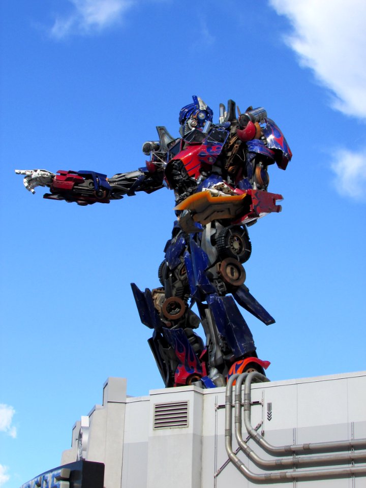 Monument Mecha Statue Sky