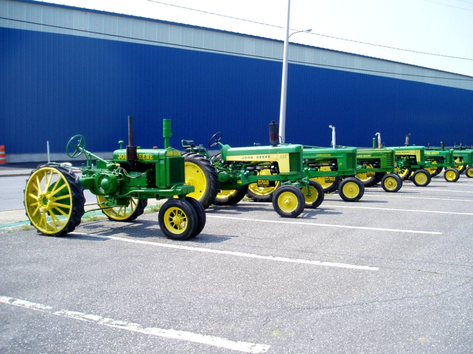 Tractor Agricultural Machinery Motor Vehicle Vehicle