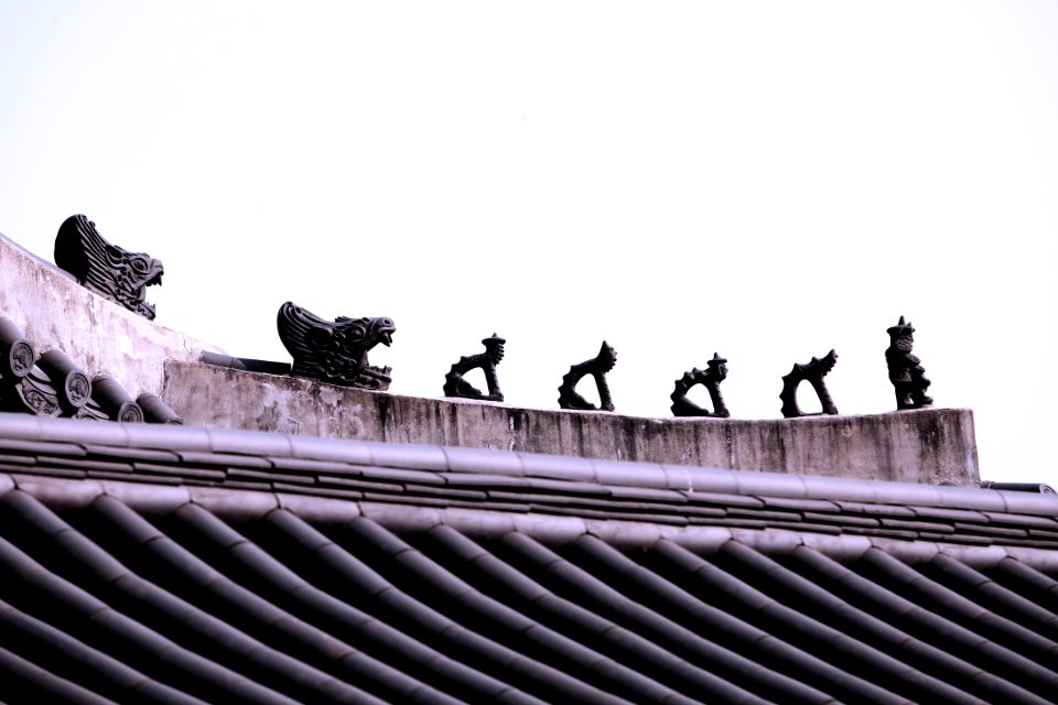 Landmark Sky Wall Roof