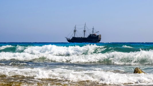 Sea Wave Body Of Water Coastal And Oceanic Landforms