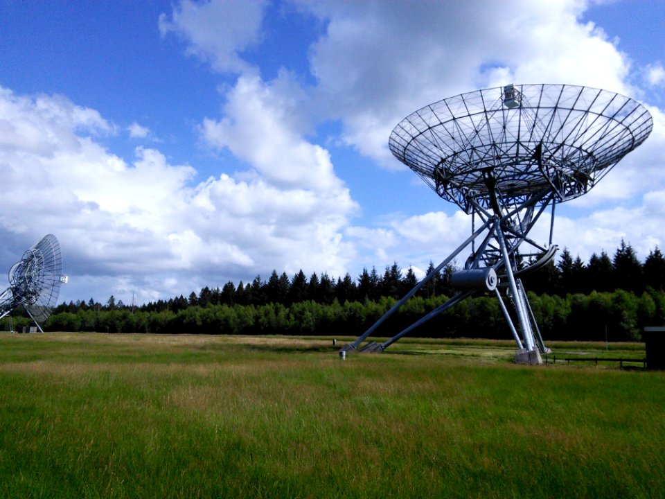 Sky Radio Telescope Cloud Field