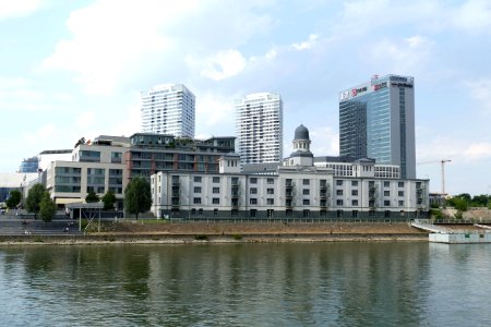 Waterway Condominium City Tower Block