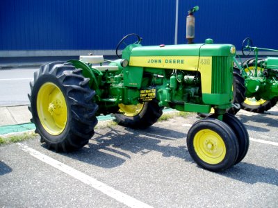 Tractor Agricultural Machinery Motor Vehicle Vehicle photo