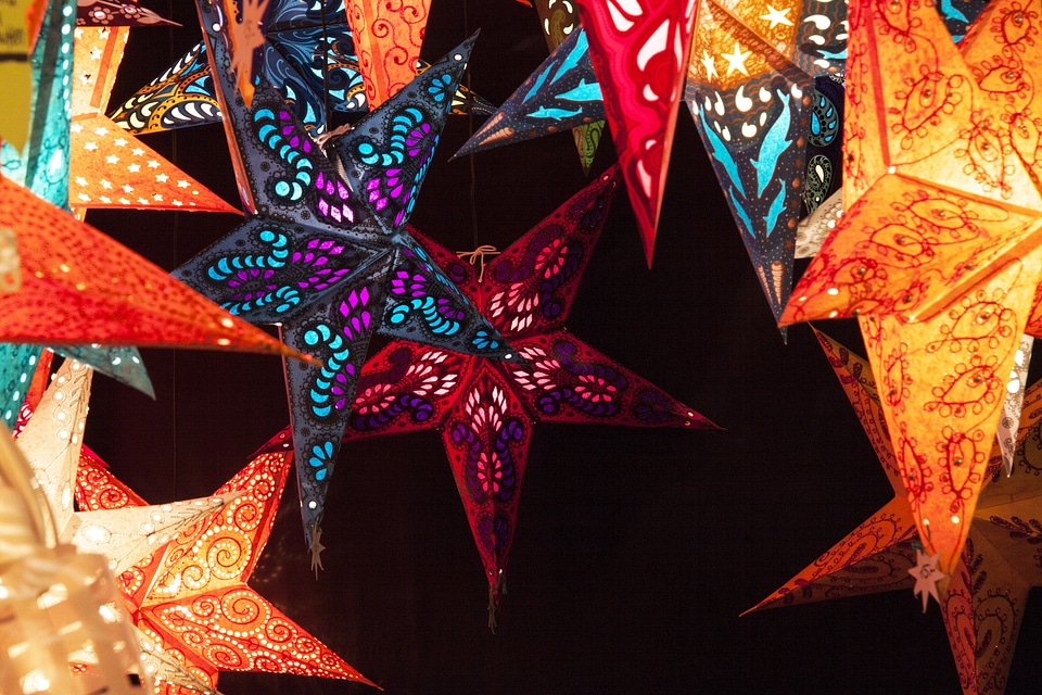Market christmas time lamps
