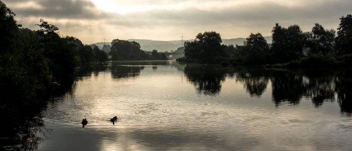 Die Stille Ruhr Am Morgen photo