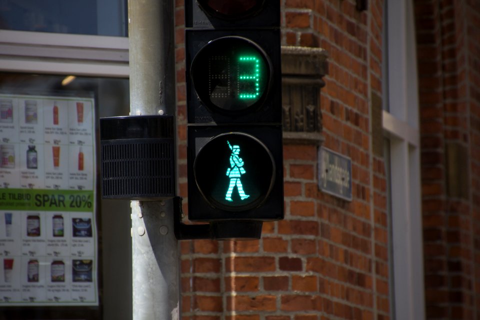 Traffic Light, Signaling Device, Light Fixture, Lighting