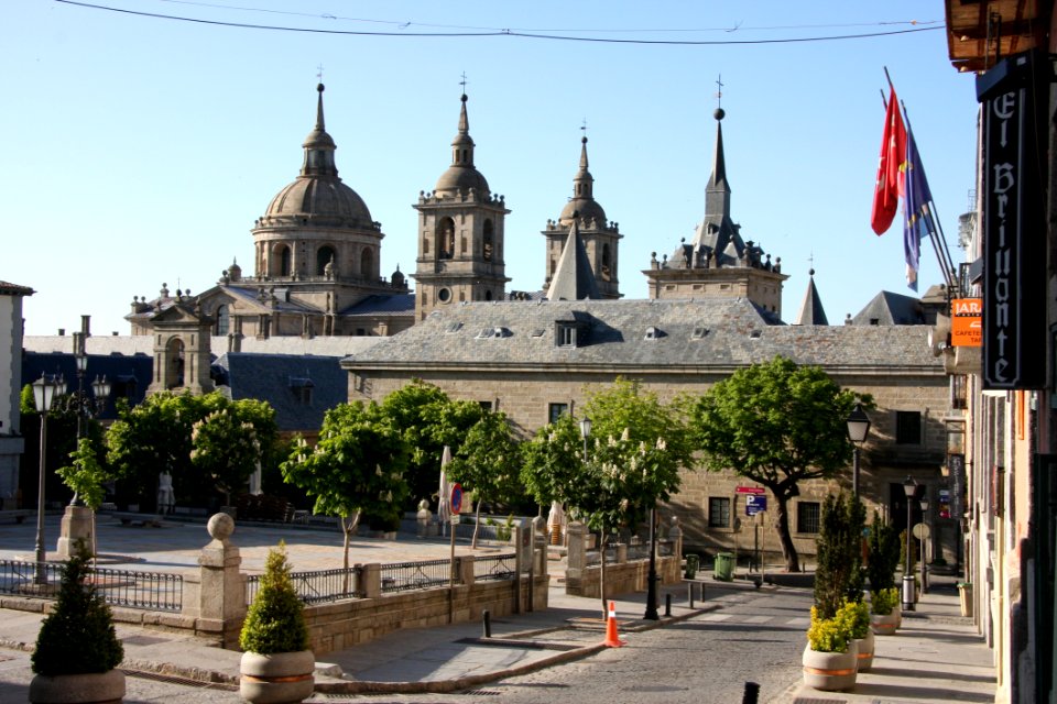 Plaza, Town, City, Building photo